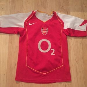 Henry 14 arsenal jersey